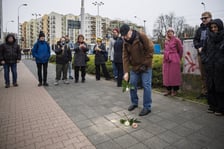 Dni Queerstorii we Wrocławiu przy ul. Jedności Narodowej, wmurowanie kamienia Poguntke, Kipke.