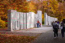 Popołudnie 1 listopada 2025 na cmentarzu Grabiszyńskim