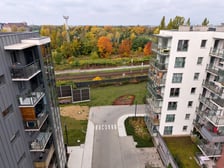 Okolice tunelu oznaczonego na mapie jako 2. Rejon osiedla na terenie dawnego browaru (po stronie Ołbina) i ulicy Browarnej (po stronie Kleczkowa)