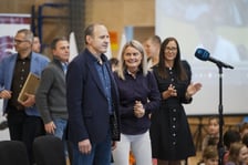 Lekcja WF-u z mistrzem olimpijskim w szkole przy ul. Cynamonowej