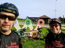 J&J dookoła Polski. Są już na półmetku i zapraszają na spotkanie w CAL na Maślicach | ZDJĘCIA