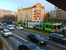 Tramwaj, który wykoleił się na ul. Legnickiej