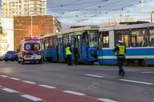Zderzenie tramwajów na pl. Jana Pawła II.