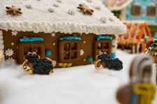 <p>Nowe Miasto z Piernika obejrzymy w Kolejkowie od 25 listopada do 28 lutego 2026</p>