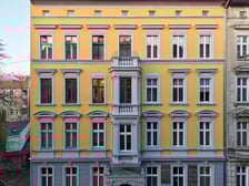 Kamienica wspólnotowa Cybulskiego 19 w listopadzie 2025