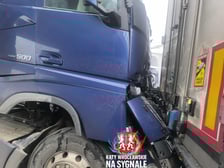 Zderzenie czterech samochodów ciężarowych na A8 - Autostradowej Obwodnicy Wrocławia