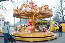 Jarmark Bożonarodzeniowy Kraina Koni 2025 pierwszego dnia (6 rudnia 2025)