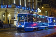Weekendowy kurs światełkowego tramwaju po Wrocławiu
