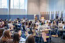 Bezpieczny Wrocław w szkołach. Pierwsze szkolenie w V LO przy ul. Kuronia, 10.12.2025