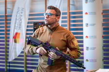 Bezpieczny Wrocław w szkołach. Pierwsze szkolenie w V LO przy ul. Kuronia, 10.12.2025