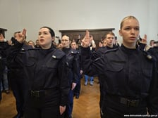 Ślubowanie nowych policjantek i policjantów we Wrocławiu