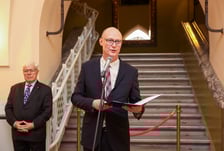 <p>Uroczystość odsłonięcia popiersia prof. Alzheimera w Ratuszu</p>