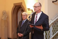 <p>Uroczystość odsłonięcia popiersia prof. Alzheimera w Ratuszu</p>