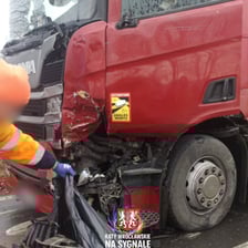 Zderzenie samochodów na węźle Kostomłoty, 20.12.2025 r.