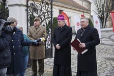 Świąteczne paczki z żywnością dla najuboższych mieszkańców Wrocławia - 24.12.2025