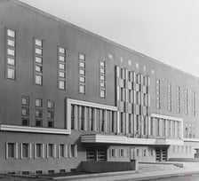 Budynek w czasach przed II wojną światową