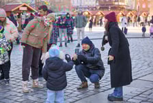 Jarmark Bożonarodzeniowy we Wrocławiu  w piątek 26 grudnia 2025 roku