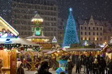 Sylwester na wrocławskim jarmarku w Rynku