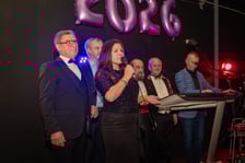 Bal sylwestrowy seniorów "Neonowa Noc" w Centrum Historii Zajezdnia