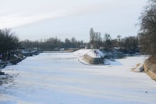 Na Odrze we Wrocławiu pojawił się lód. To zjawisko niespotkane od wielu lat