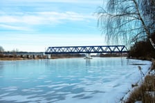 Na Odrze we Wrocławiu pojawił się lód. To zjawisko niespotkane od wielu lat