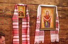 <p>Wsp&oacute;lne kolędowanie w dawnym kości&oacute;lku św. Jana Nepomucena, stojącym w Parku Szczytnickim. Wrocław, 24.01.2026</p>