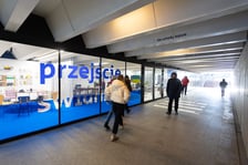 Przejście Dialogu we Wrocławiu. Punkt informacyjny dla uchodźców z Ukrainy