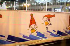 Lodowisko w Rynku we Wrocławiu nocą