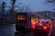 Złamany pantograf przy Pułaskiego - trwa naprawa