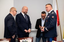 Podpisanie porozumienia  ws. budowy nowej komendy wojewódzkiej policji we Wrocławiu
