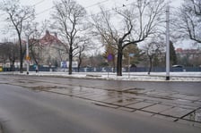 <p>MPK wyremontuje torowisko na ulicy Glinianej na skrzyżowaniu z Borowską oraz w rejonie skrzyżowania z Ł&oacute;dzką. Na zdjęciu ulica Gliniana w pobliżu ulicy Ł&oacute;dzkiej&nbsp;</p>