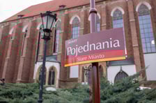 Uroczystość odsłonięcia tablicy z nazwą Skwer Pojednania