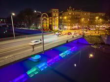 <p>Podświetlone Mosty Uniwersyteckie. Widok po zmroku. Wrocław, 28.02.2026</p>