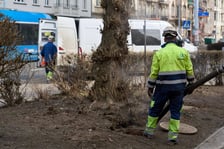 <p>Awaria ciepłownicza na ul. Sienkiewicza, pracownicy Fortum. 01.03.2026</p>