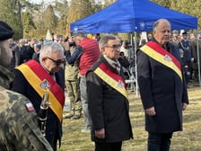 Obchody Narodowego Dnia Pamięci Żołnierzy Wyklętych na Cmentarzu Osobowickim przy Pomniku Ofiar Terroru Komunistycznego 1945–1956