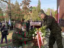 Obchody Narodowego Dnia Pamięci Żołnierzy Wyklętych na Cmentarzu Osobowickim przy Pomniku Ofiar Terroru Komunistycznego 1945–1956