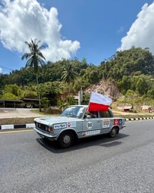 <p>Jeden z Fiat&oacute;w w drodze</p>