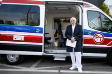 <p>Nowoczesny ambulans przekazany został 10 marca Wojew&oacute;dzkiemu Szpitalowi Specjalistycznemu przy ul. Kamieńskiego</p>