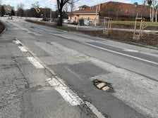 <p>Ulica Kiełczowska przed remontem, marzec 2026</p>