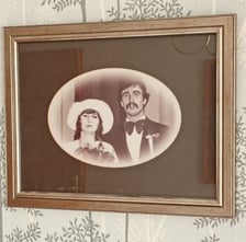 Jeden z portretów ślubnych, który będzie można zobaczyć na wystawie w Galerii MiserArt we Wrocławiu