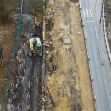 Budowa trasy autobusowo-tramwajowej na Swojczyce. Zdjęcie z 16 marca 2026 r.