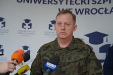 płk Edward Chyła, dowódca16 DBOT