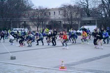 <p>Rozgrzewka, trening, Bieg kontrolny - są kolejne terminy sprawdzian&oacute;w przed p&oacute;łmaratonem</p>