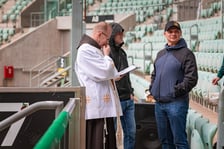 Święcenie pokarmów na Tarczyński Arena Wrocław