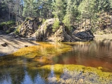 <p>Kolorowe Jeziorka w Rudawach Janowickich</p>