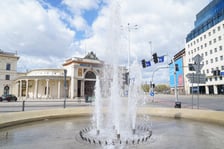 Wrocławskie fontanny w śmigus-dyngus. Dziś najwytrwalej - i najpiękniej - lały wodę