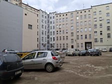 <p>Obecny stan wnętrza pozostawia wiele do życzenia</p>