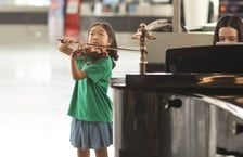 Koncert-niespodzianka w terminalu wrocławskiego lotniska