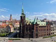 <p>Biblioteka Uniwersytecka przy Szajnochy&nbsp;</p>