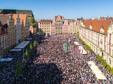 <p>Gitarowy Rekord Świata, Wrocław, 1.05.2026. Widok z drona.</p>